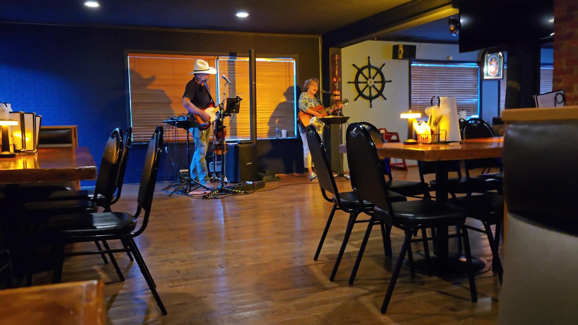 Boondocks Dive Bar-BQ